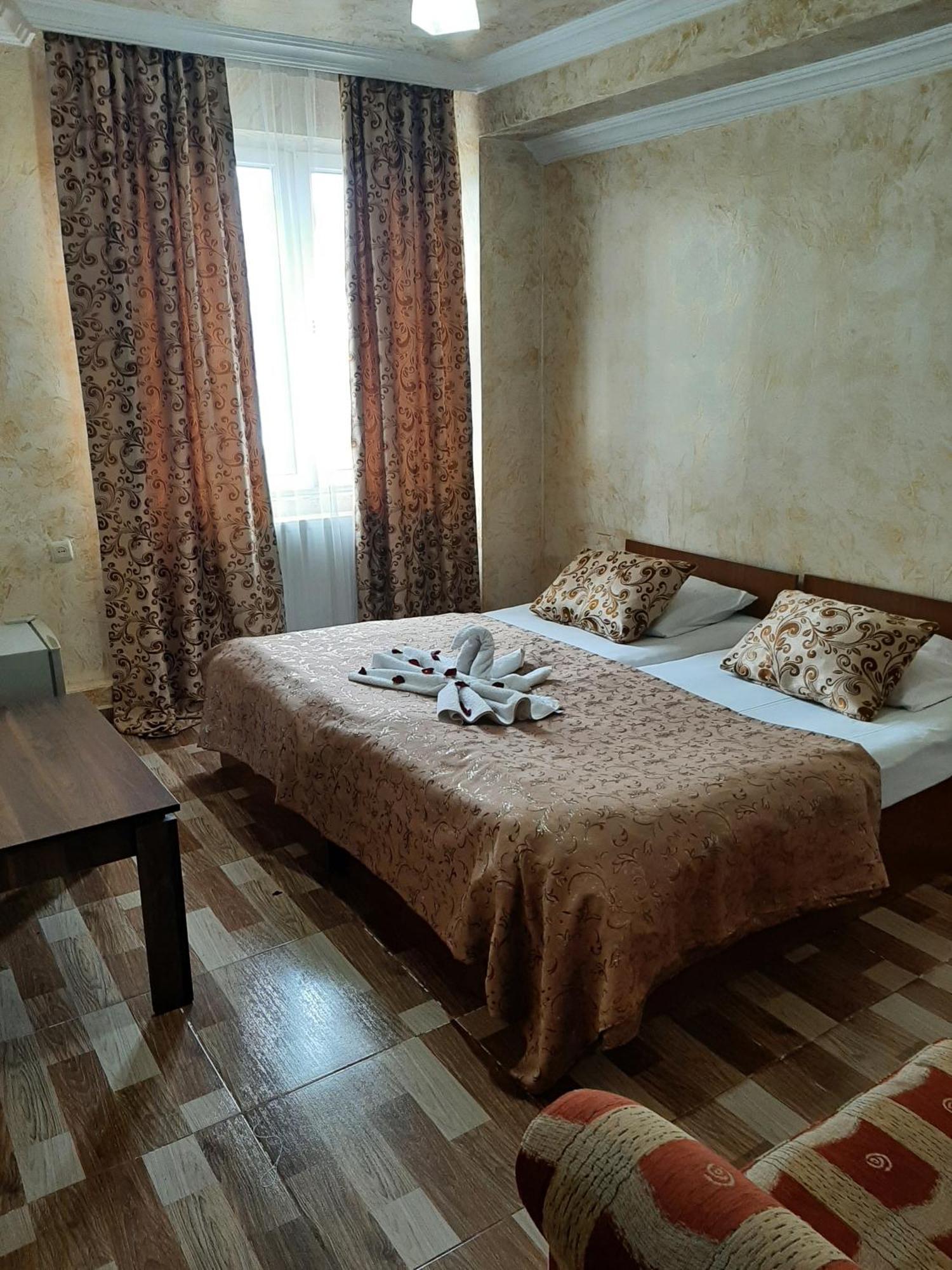 Tokaplus Batumi Exterior foto